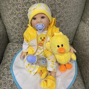 22 Inch 55cm Soft Silicone Newborn Reborn Doll with Yellow Clothes and Duck